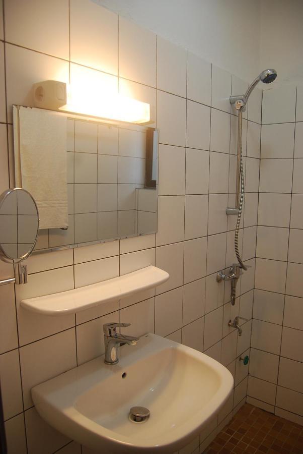 Karls Guesthouse Cotonou Exteriér fotografie